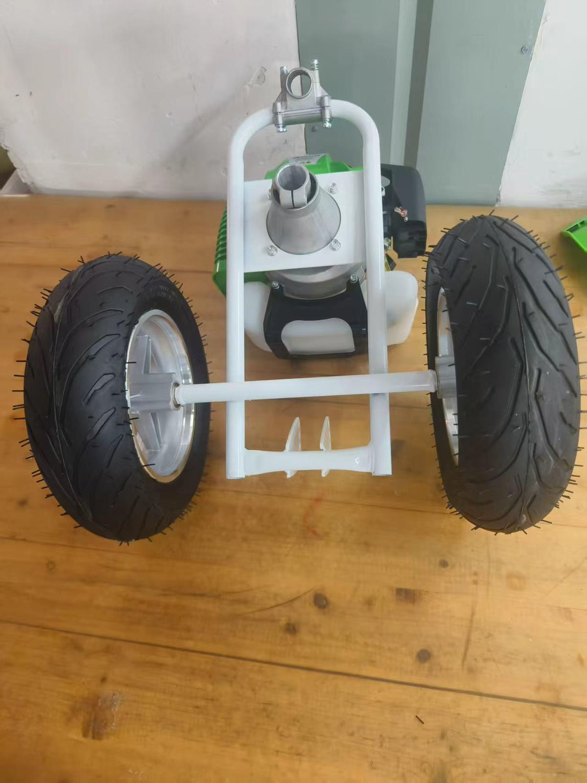 Decespugliatore a Carrozzina 52cc 2 Tempi con Ruote Pneumatiche Tagliaerba