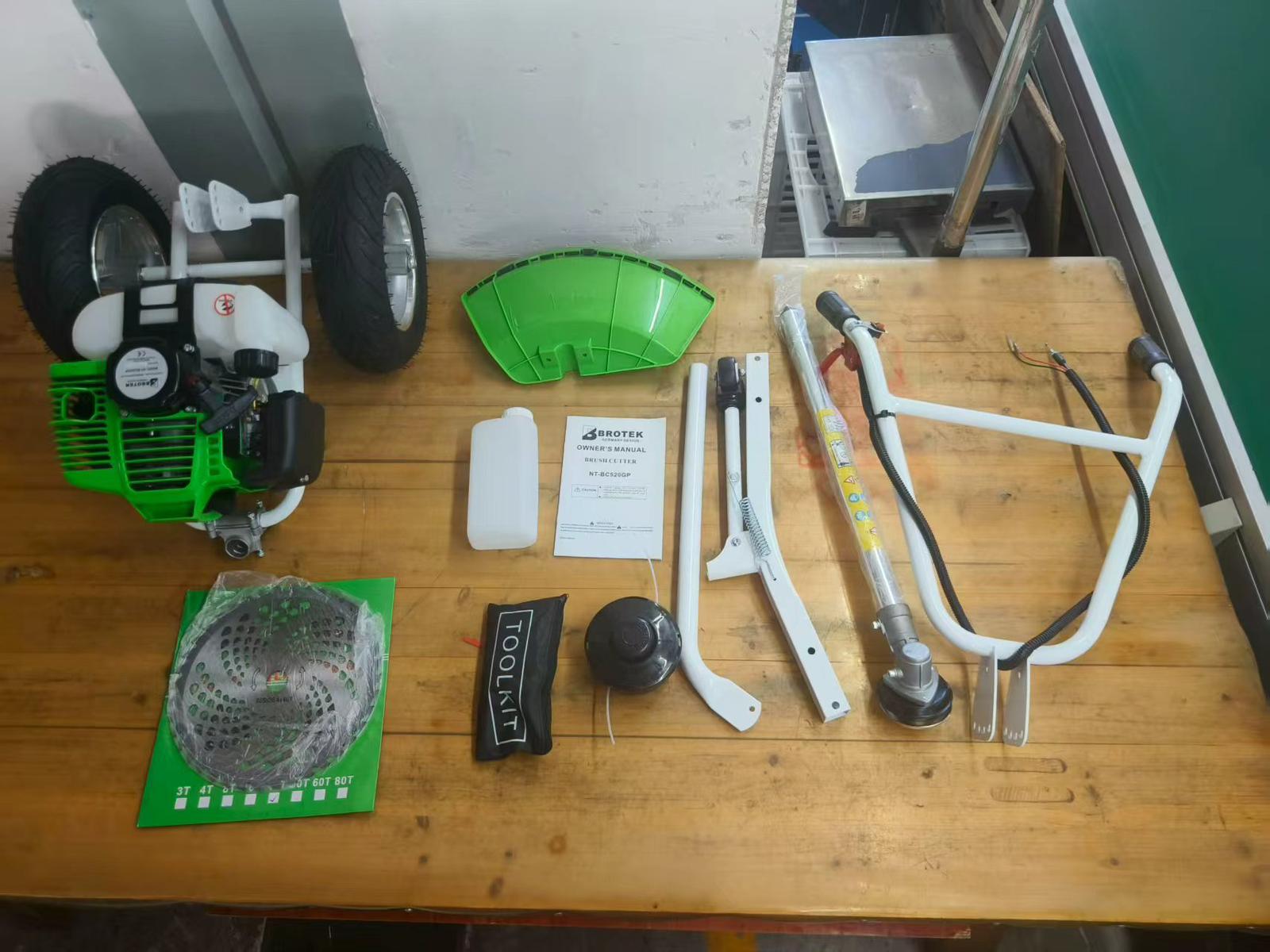 Decespugliatore a Carrozzina 52cc 2 Tempi con Ruote Pneumatiche Tagliaerba